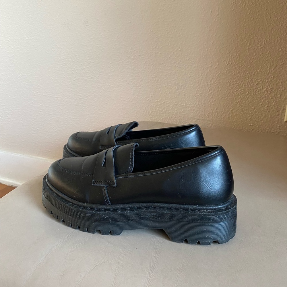 Qupid Black Chunky Penny Loafers
